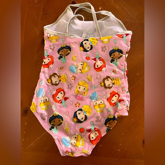 Official Disney Princess Swimsuit - Size 7/8 in excellent condition. - Picture 2 of 3